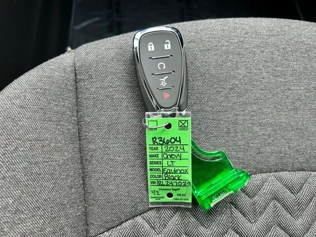 Used 2024 Chevrolet Equinox LT image 24