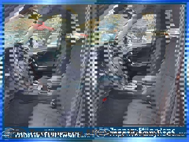 Used 2025 Toyota RAV4 LE image 21