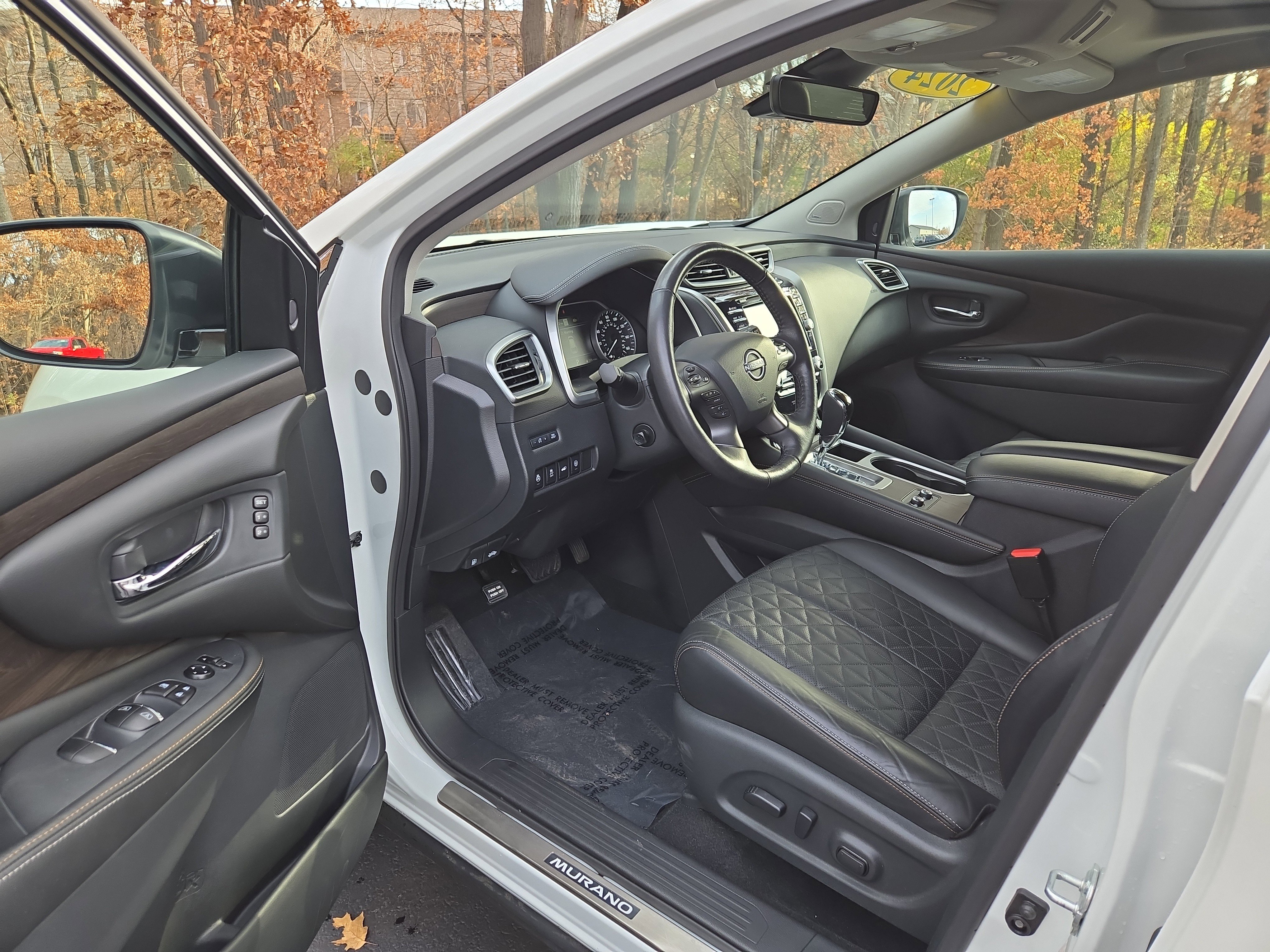 Certified 2024 Nissan Murano Platinum w/ Cargo Package image 13