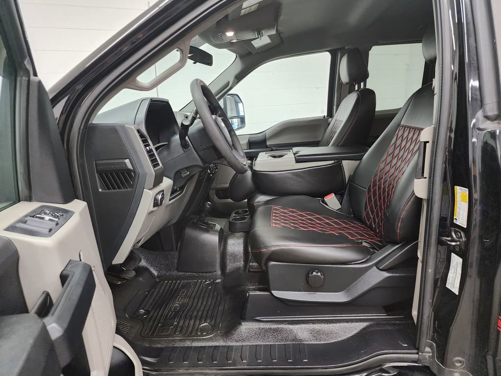 Used 2017 Ford F250 XL w/ STX Appearance Package AWD/4WD image 12