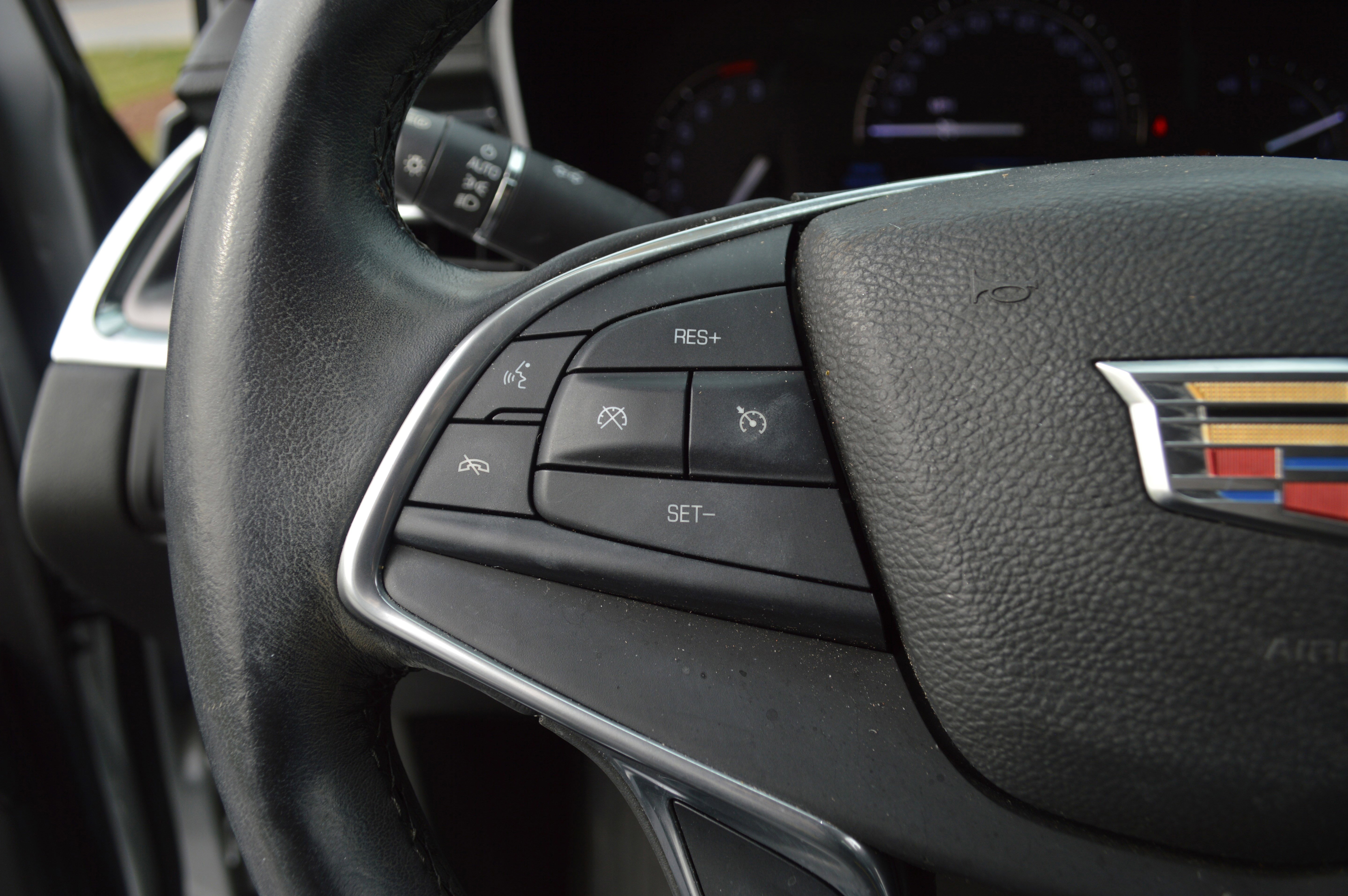 Used 2017 Cadillac XT5 Luxury w/ Driver Awareness Package image 15