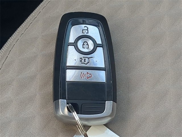 Used 2022 Ford Escape SE w/ Convenience Package image 29