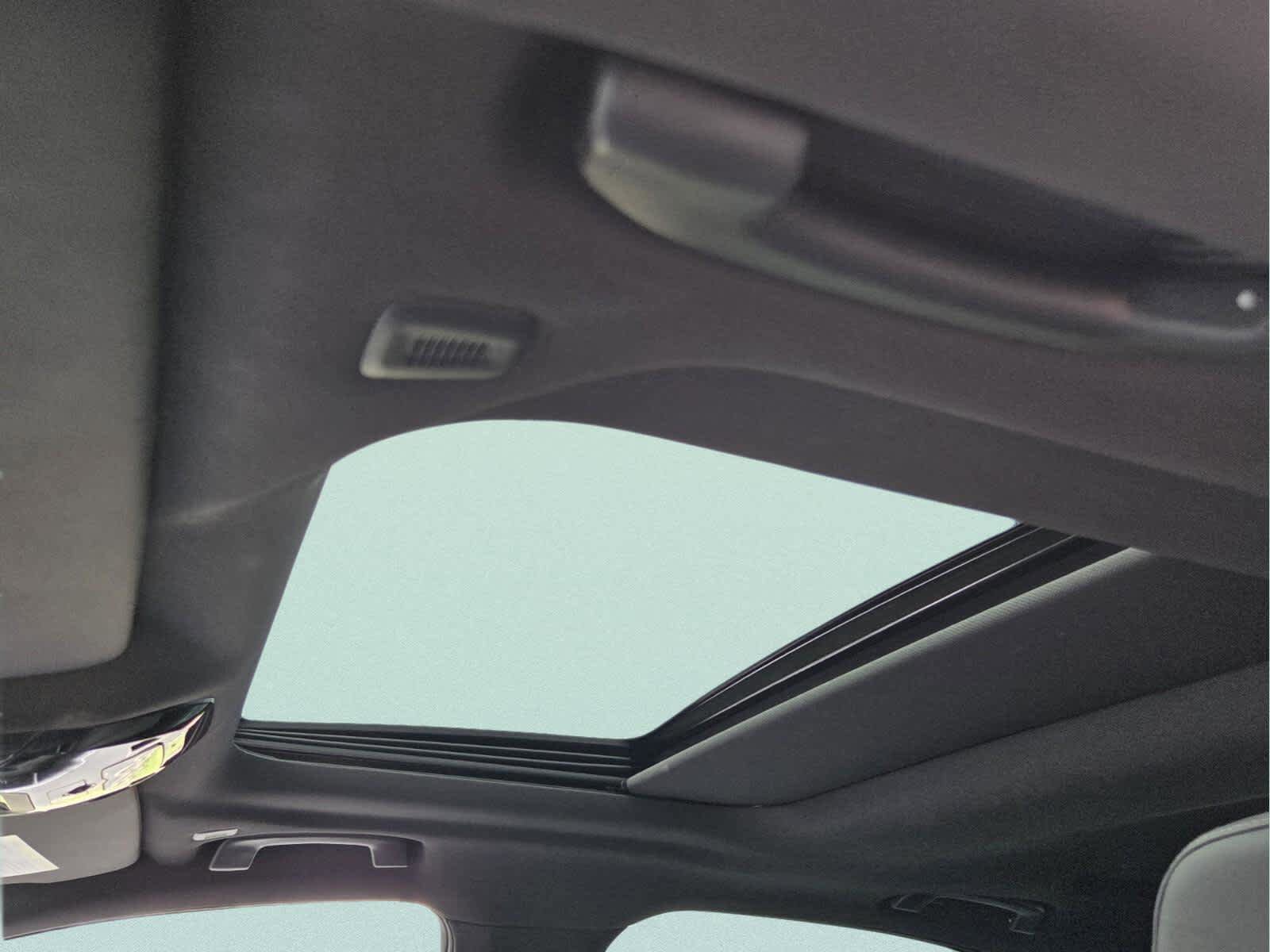 Certified 2025 BMW 530i RWD image 11