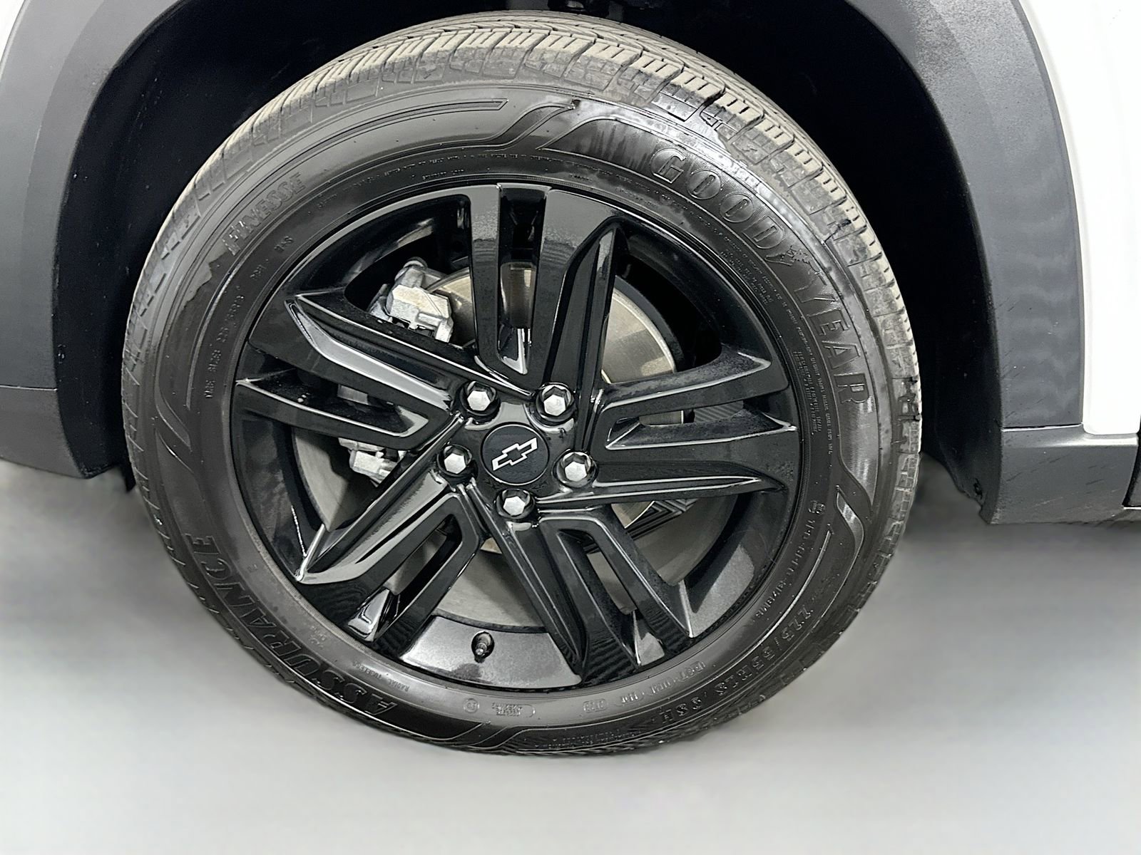 Used 2024 Chevrolet Trax ACTIV w/ Driver Confidence Package image 30