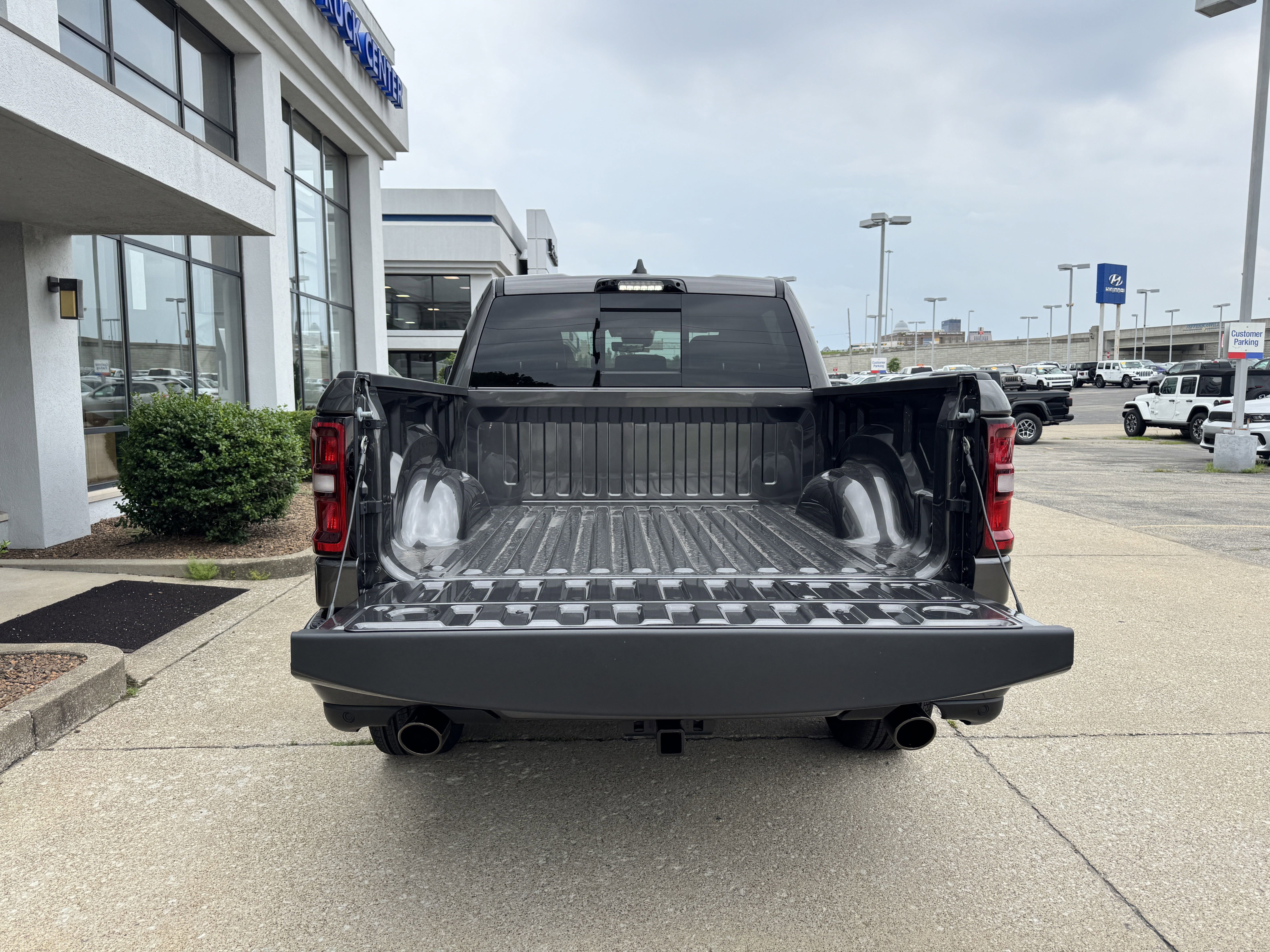 New 2026 RAM 1500 Laramie w/ Night Edition image 12