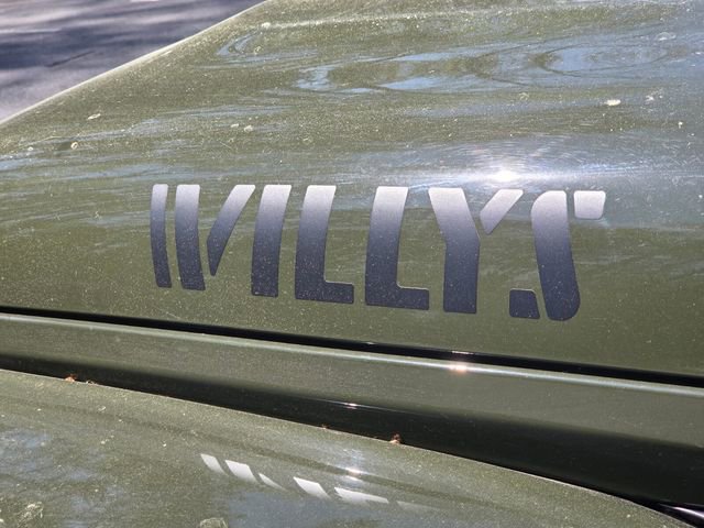 Used 2023 Jeep Gladiator Willys image 11