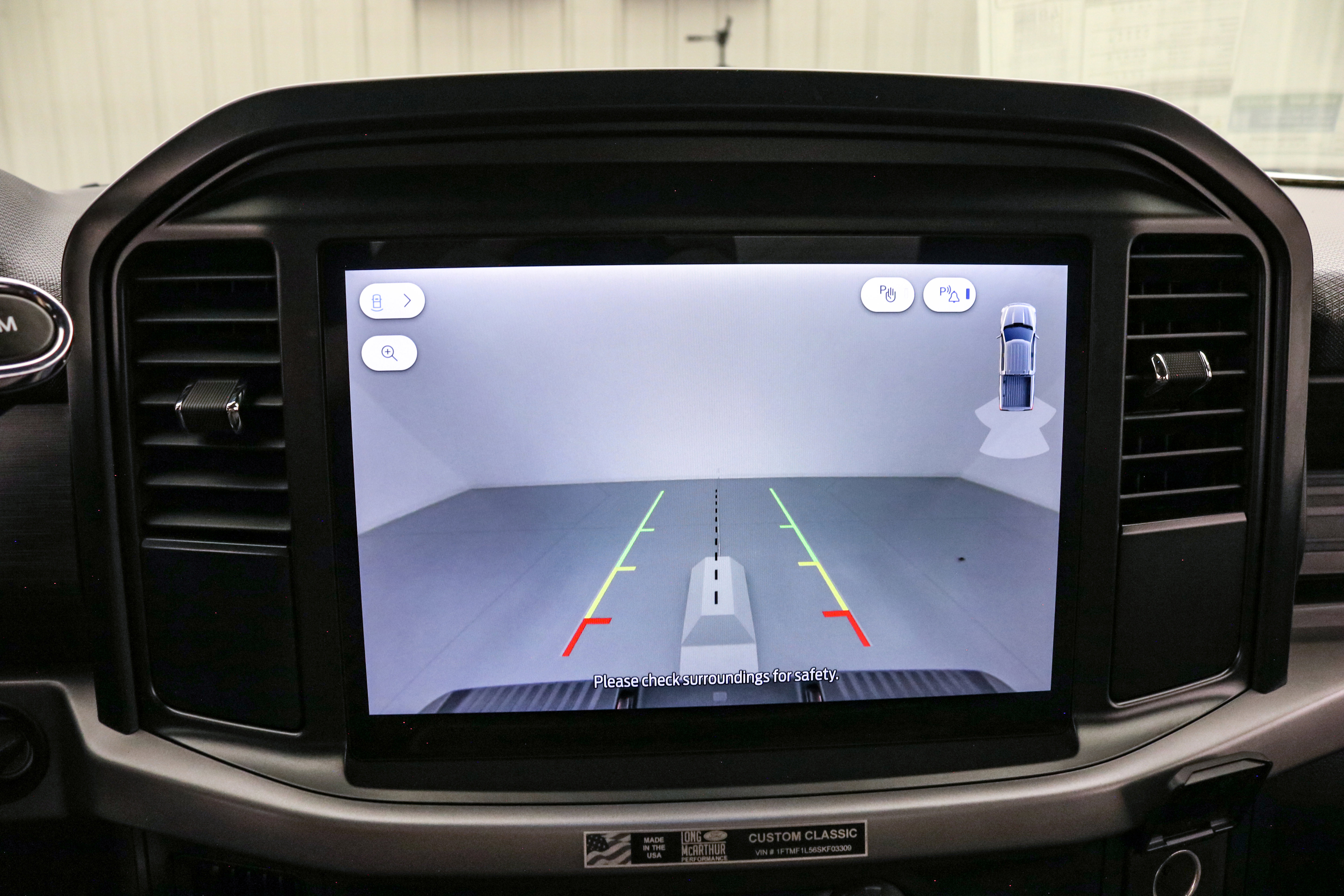 New 2025 Ford F150 XL w/ Equipment Group 103A High image 33