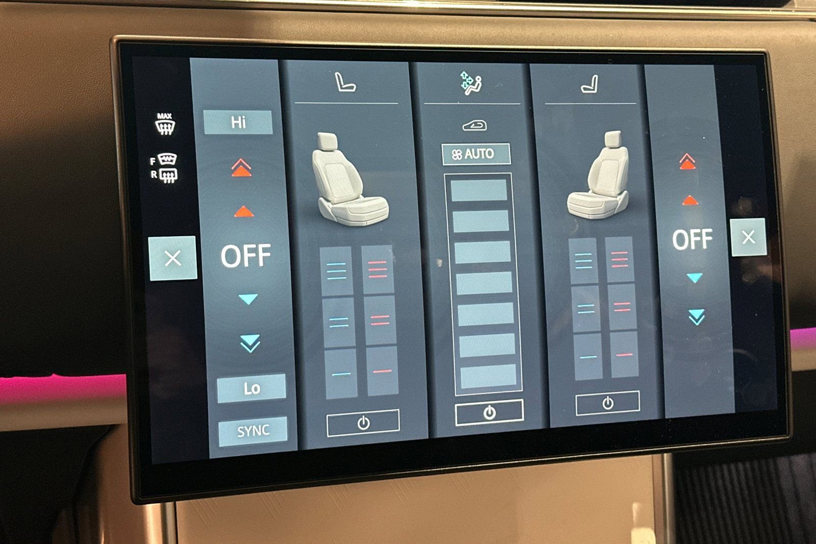 Used 2025 Land Rover Range Rover SV image 23