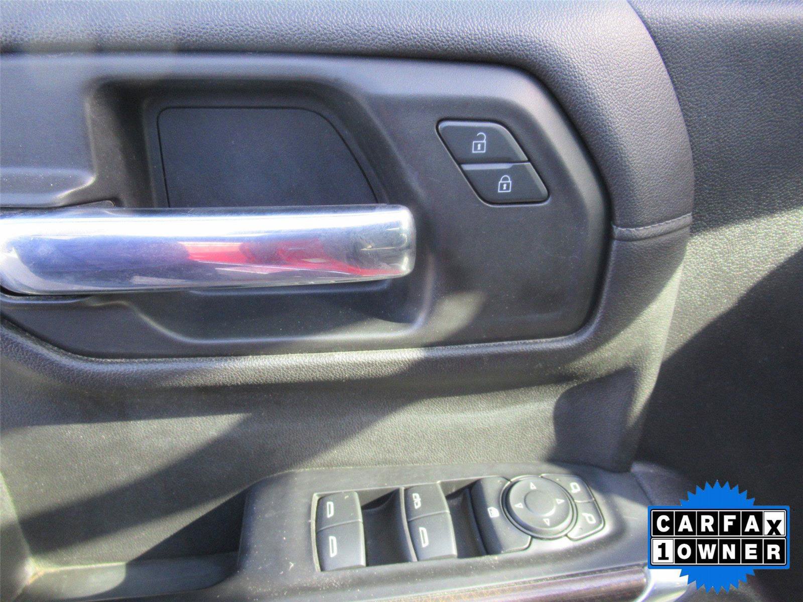 Used 2021 Chevrolet Silverado 1500 LT image 18