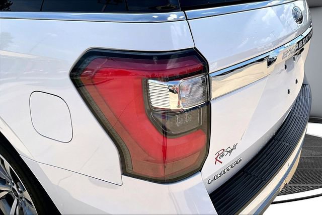 Used 2020 Ford Expedition Limited w/ Equipment Group 302A AWD/4WD image 23