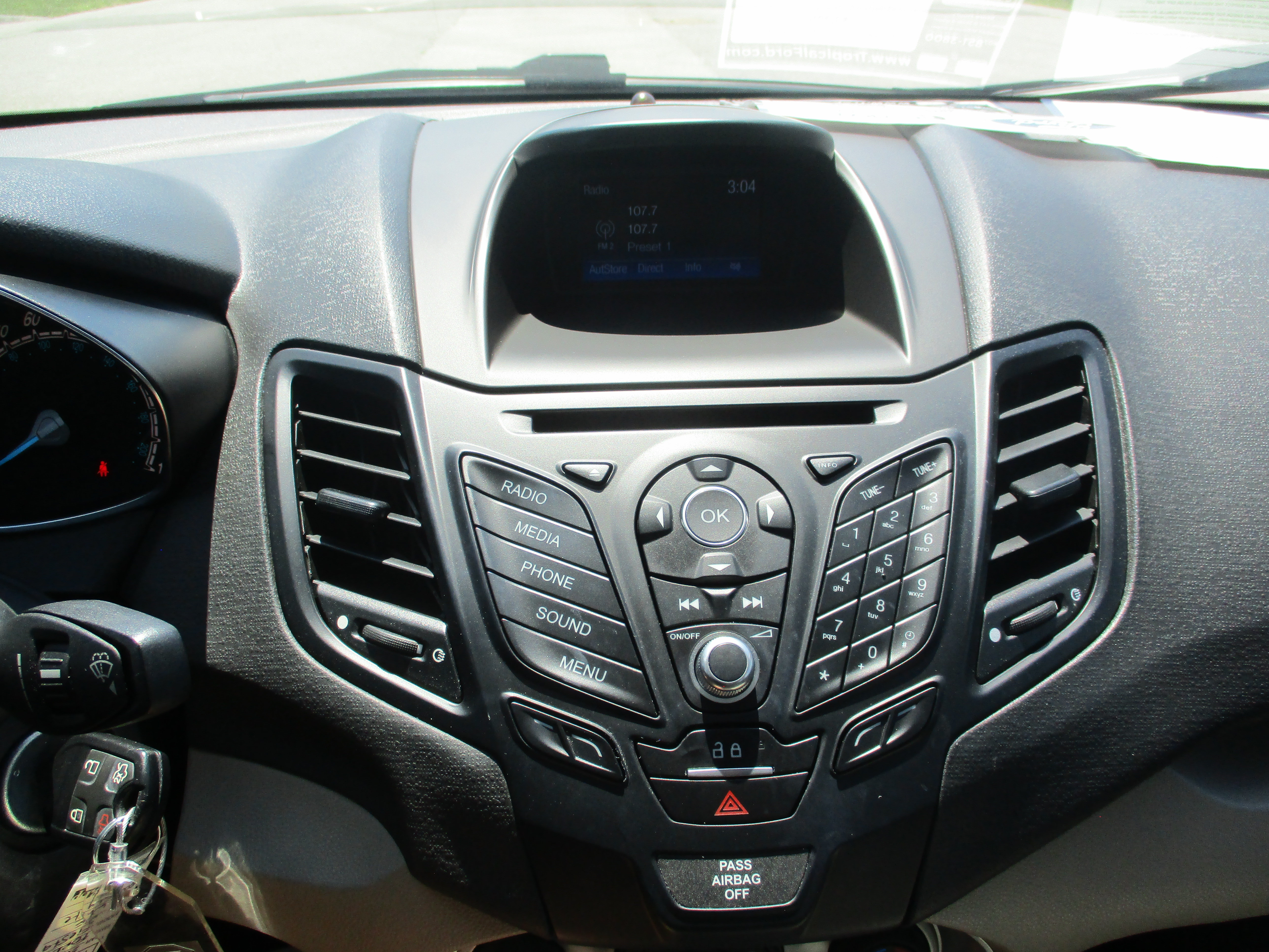 Certified 2018 Ford Fiesta SE FWD image 17