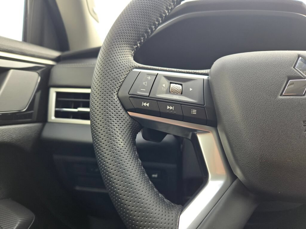 New 2026 Mitsubishi Outlander SEL AWD/4WD image 26