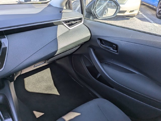 Used 2024 Toyota Corolla LE FWD image 16