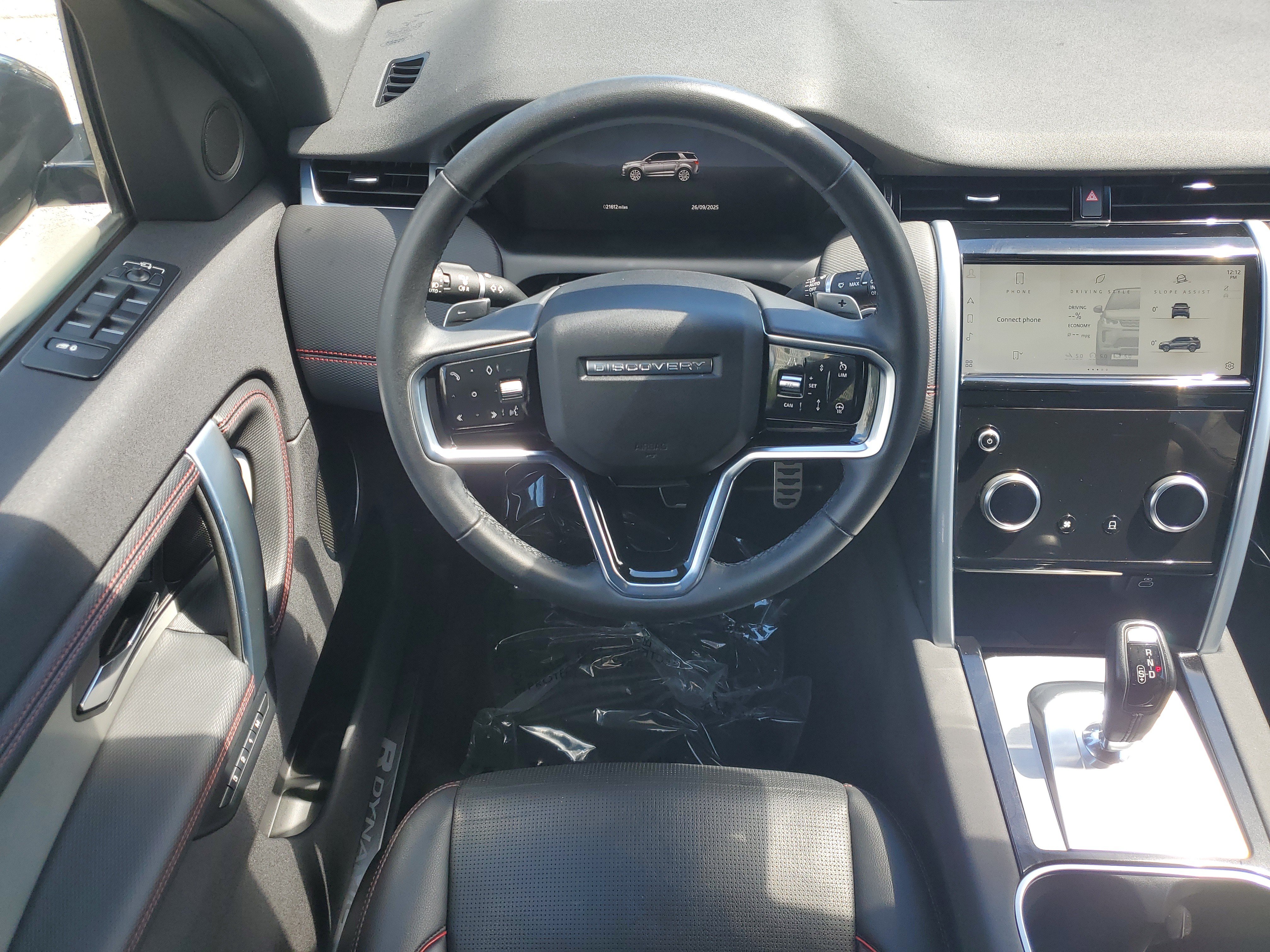 Used 2023 Land Rover Discovery Sport SE R-Dynamic AWD/4WD image 15