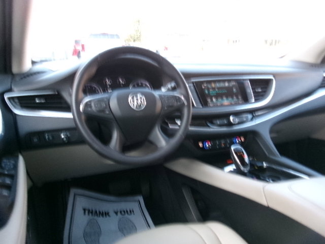 Used 2019 Buick Enclave Essence image 18