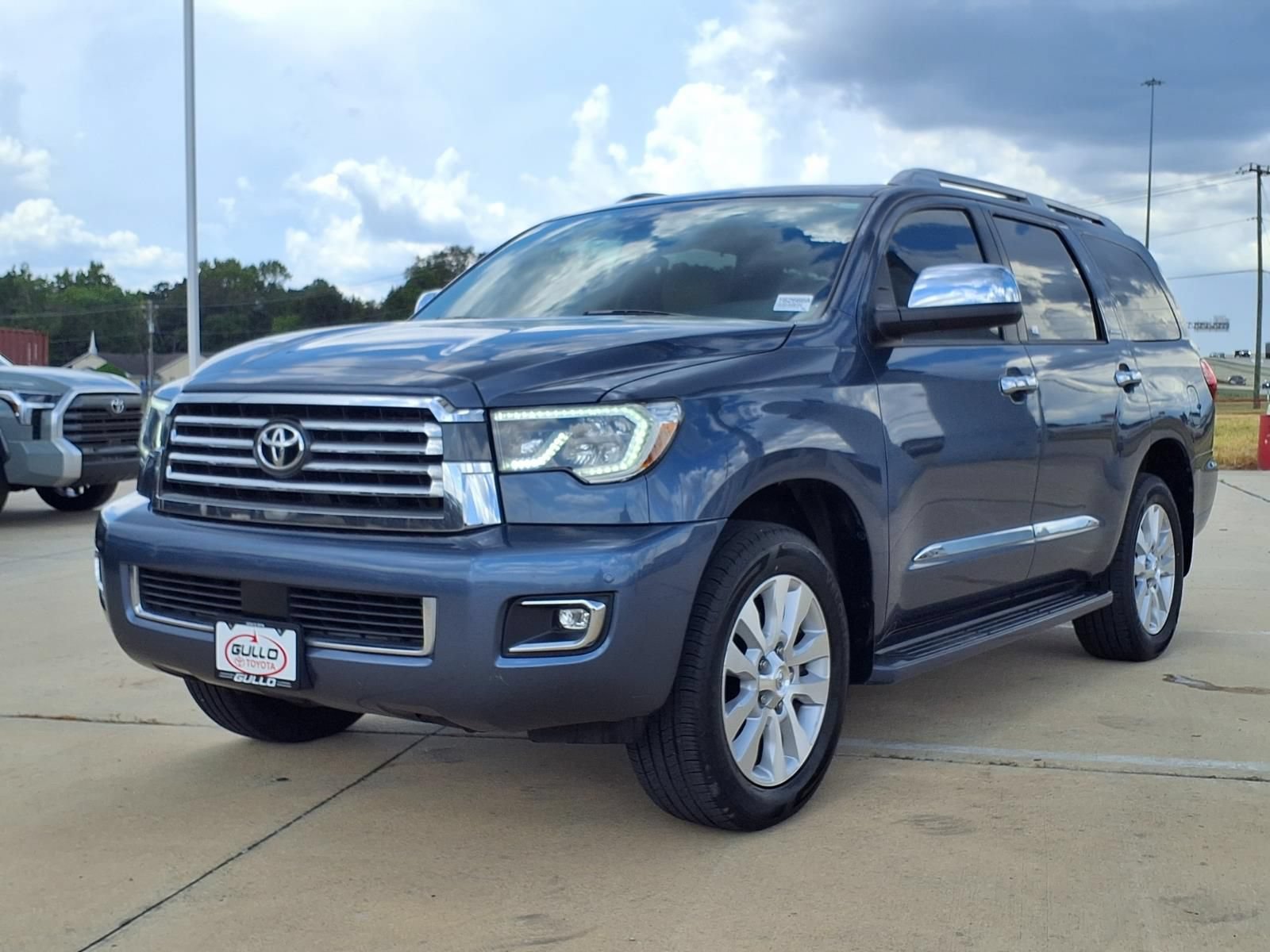 Certified 2019 Toyota Sequoia Platinum RWD image 4