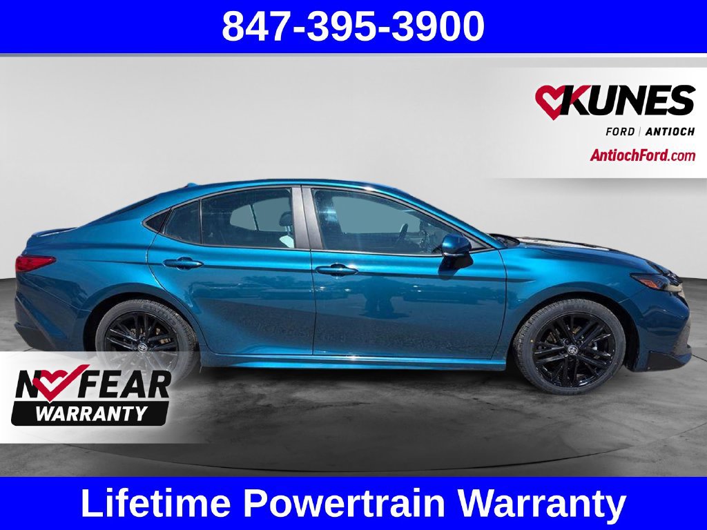 Used 2025 Toyota Camry SE FWD image 10