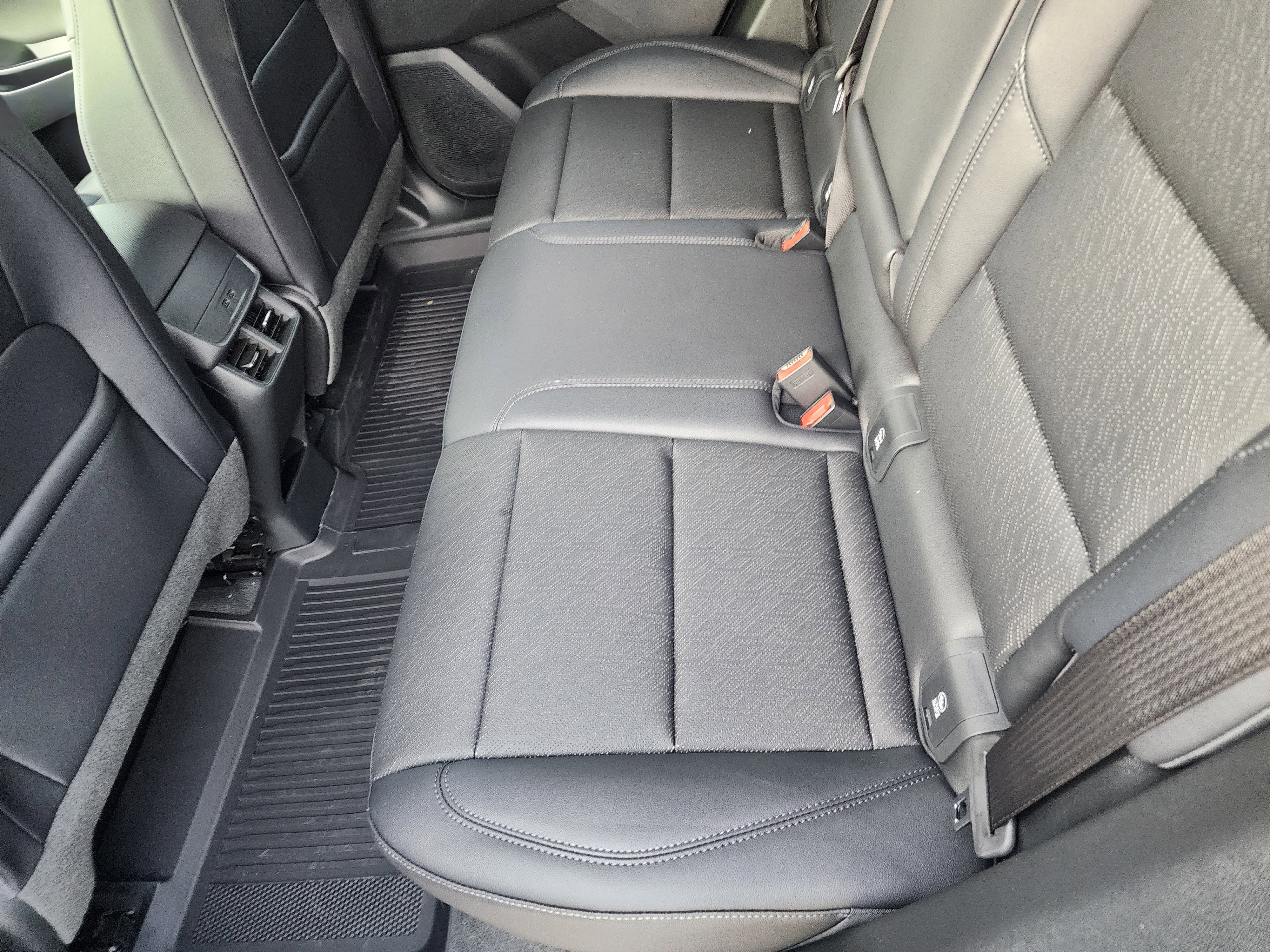 New 2026 Chevrolet Equinox LT w/ Convenience Package II image 14