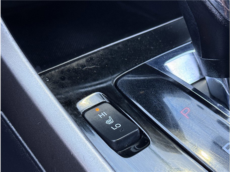 Used 2017 Honda Accord Sport Special Edition image 38