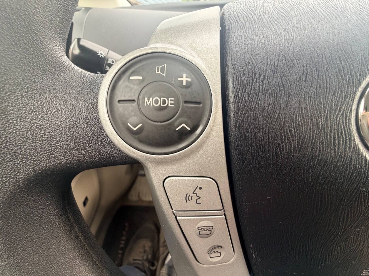 Used 2011 Toyota Prius Three FWD image 7