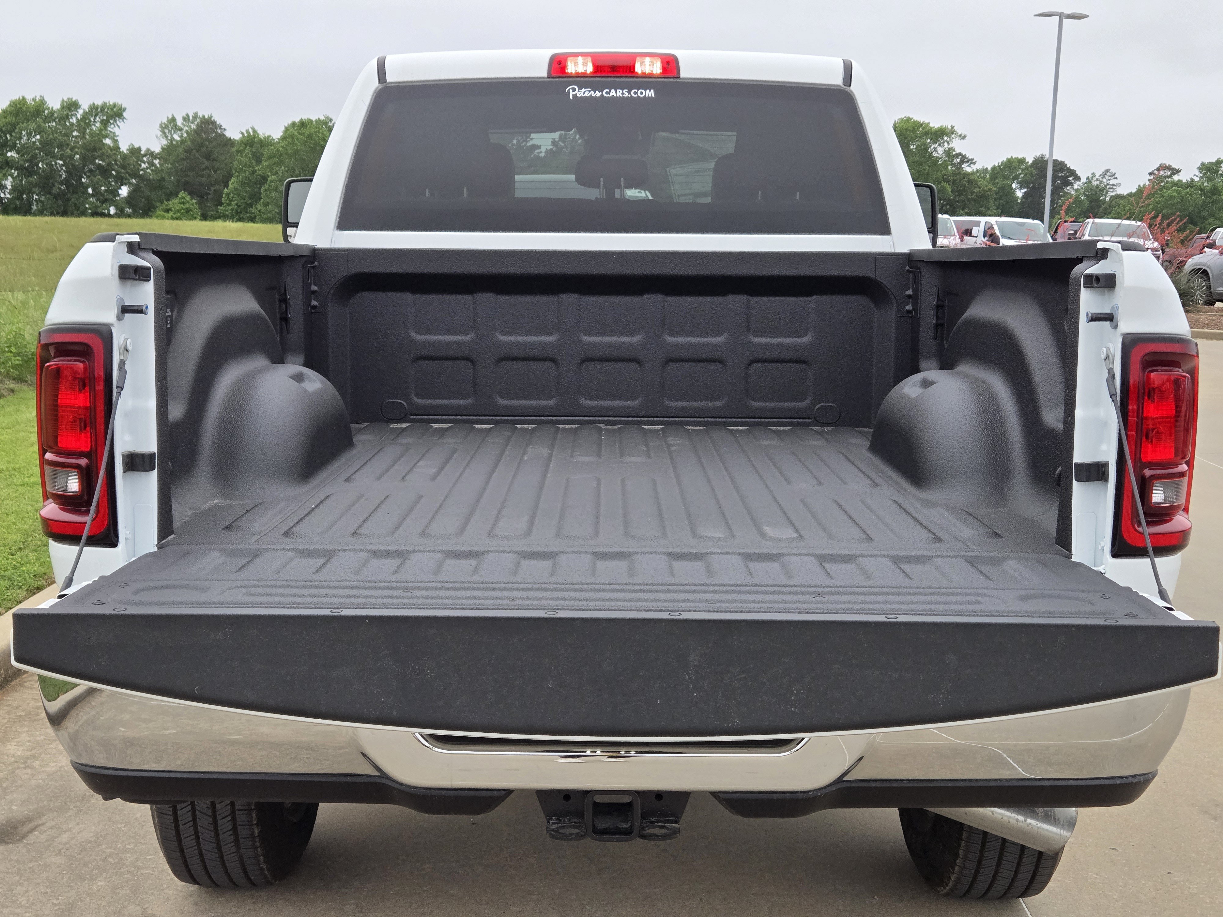 New 2026 RAM 2500 Tradesman w/ Chrome Appearance Group AWD/4WD image 7