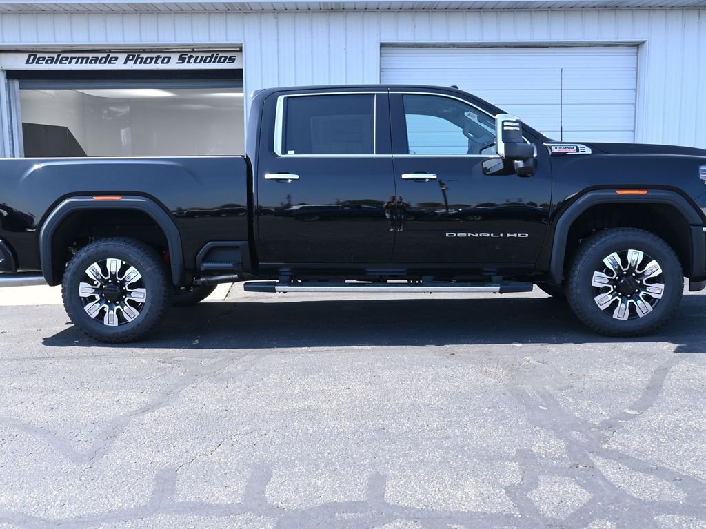 New 2026 GMC Sierra 3500 Denali w/ Denali Reserve Package image 3