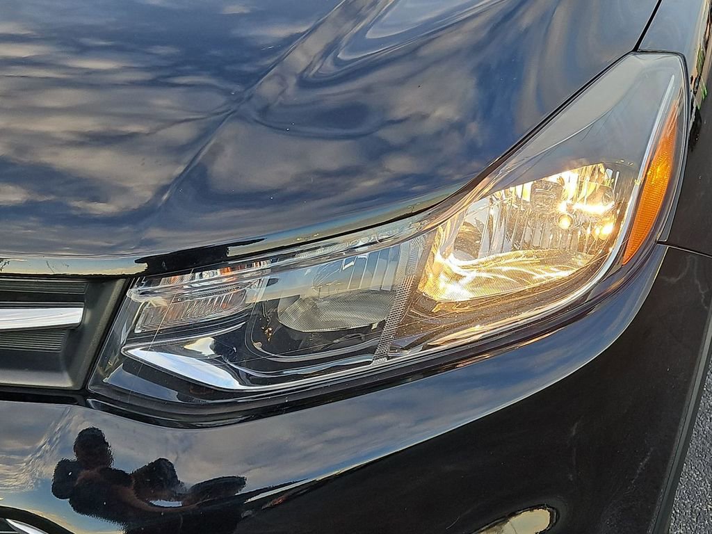 Used 2020 Chevrolet Trax LS w/ Tint and Cruise Package image 10