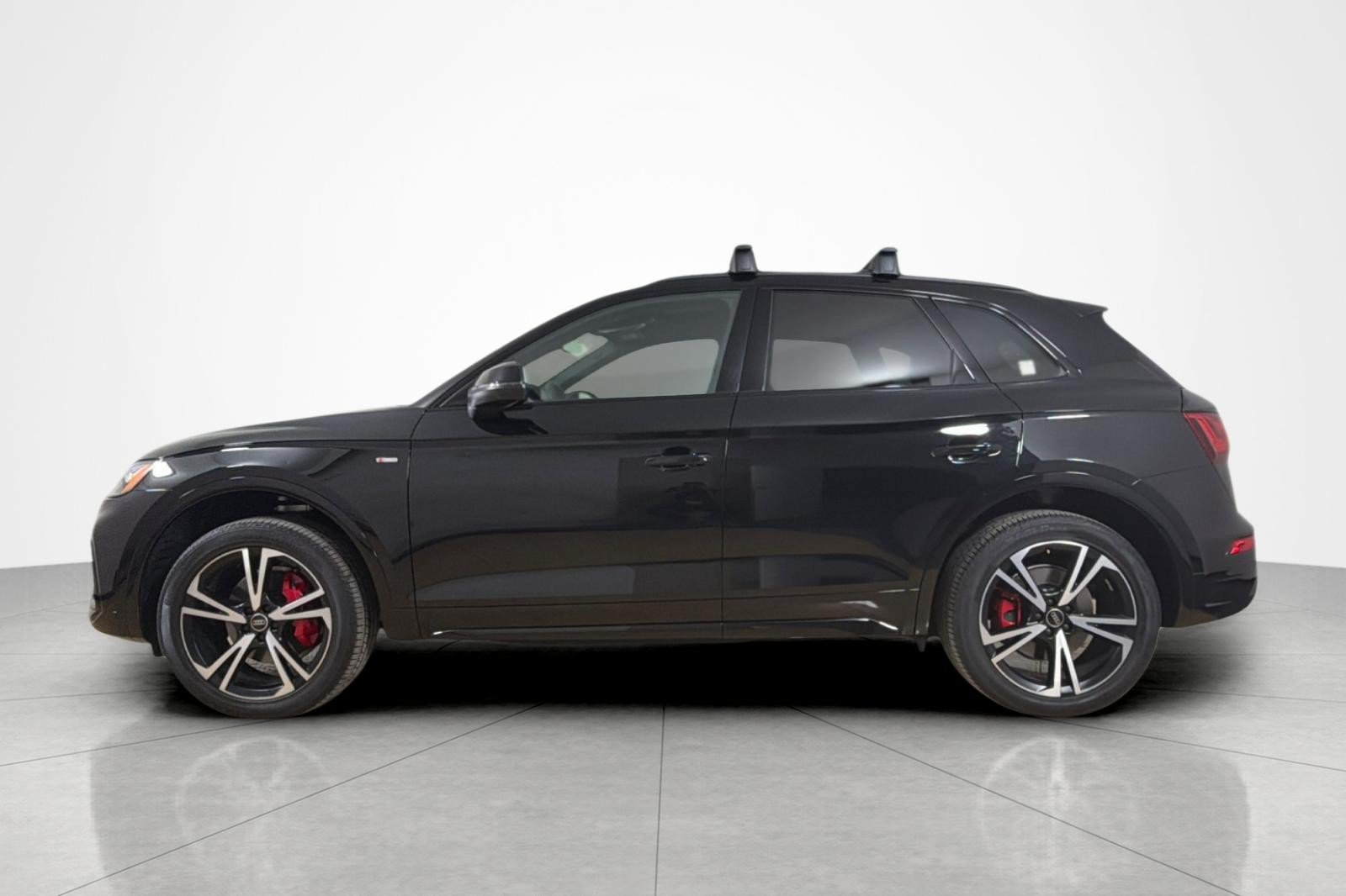 Used 2025 Audi Q5 2.0T Premium Plus w/ Premium Plus Package AWD/4WD video 2