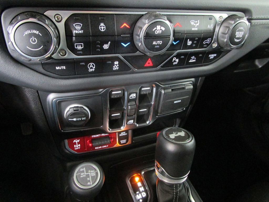 Used 2024 Jeep Wrangler Unlimited Rubicon image 38