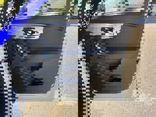 New 2025 Chevrolet Blazer LT w/ LPO, Floor Liner Package image 12