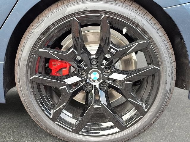 New 2026 BMW 330i xDrive Sedan w/ M Sport Package AWD/4WD image 8