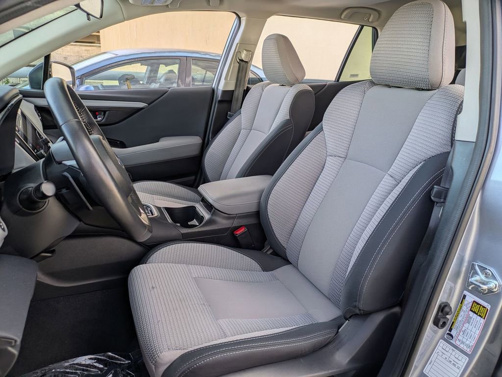 Used 2025 Subaru Outback Premium image 23