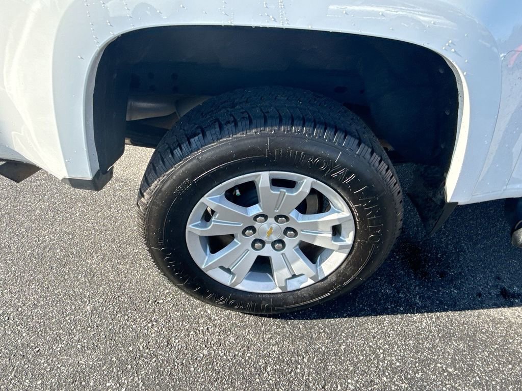 Used 2017 Chevrolet Colorado LT image 32