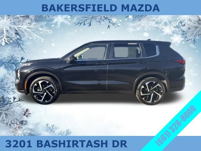 Used 2024 Mitsubishi Outlander SE image 2