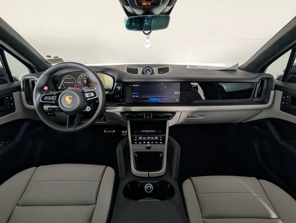 New 2026 Porsche Cayenne GTS AWD/4WD image 20