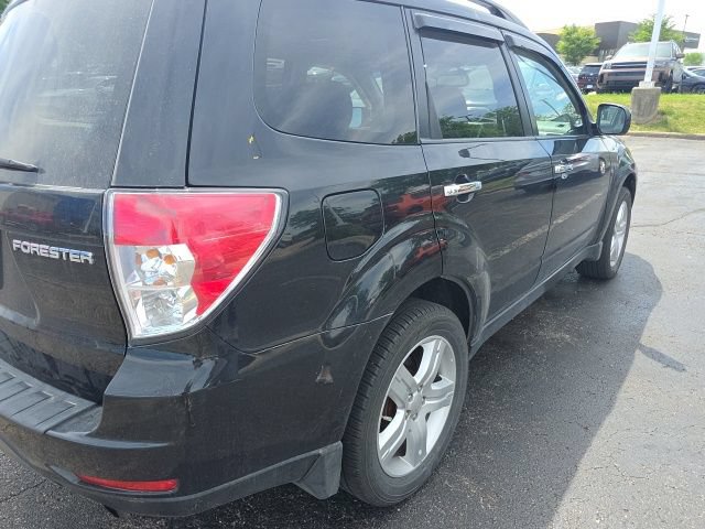 Used 2010 Subaru Forester 2.5X Limited AWD/4WD image 6