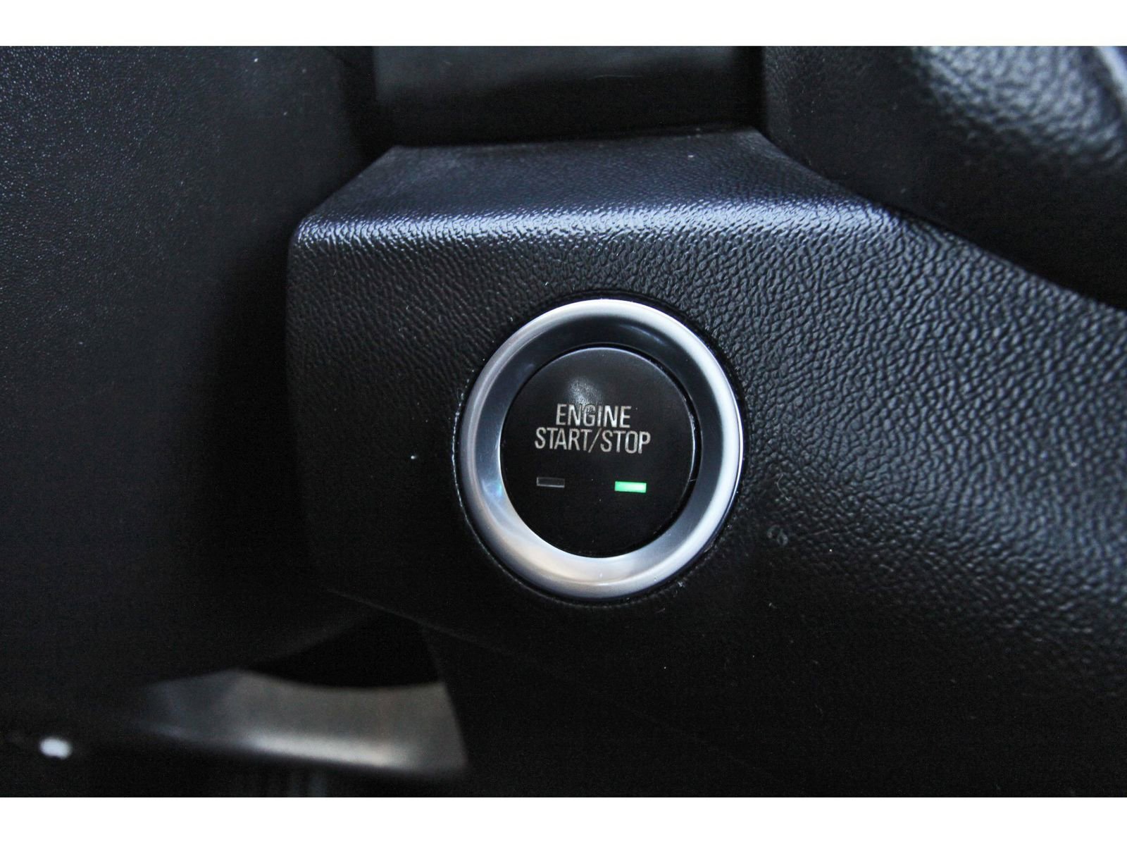 Used 2022 GMC Terrain SLT w/ Tech Package image 30