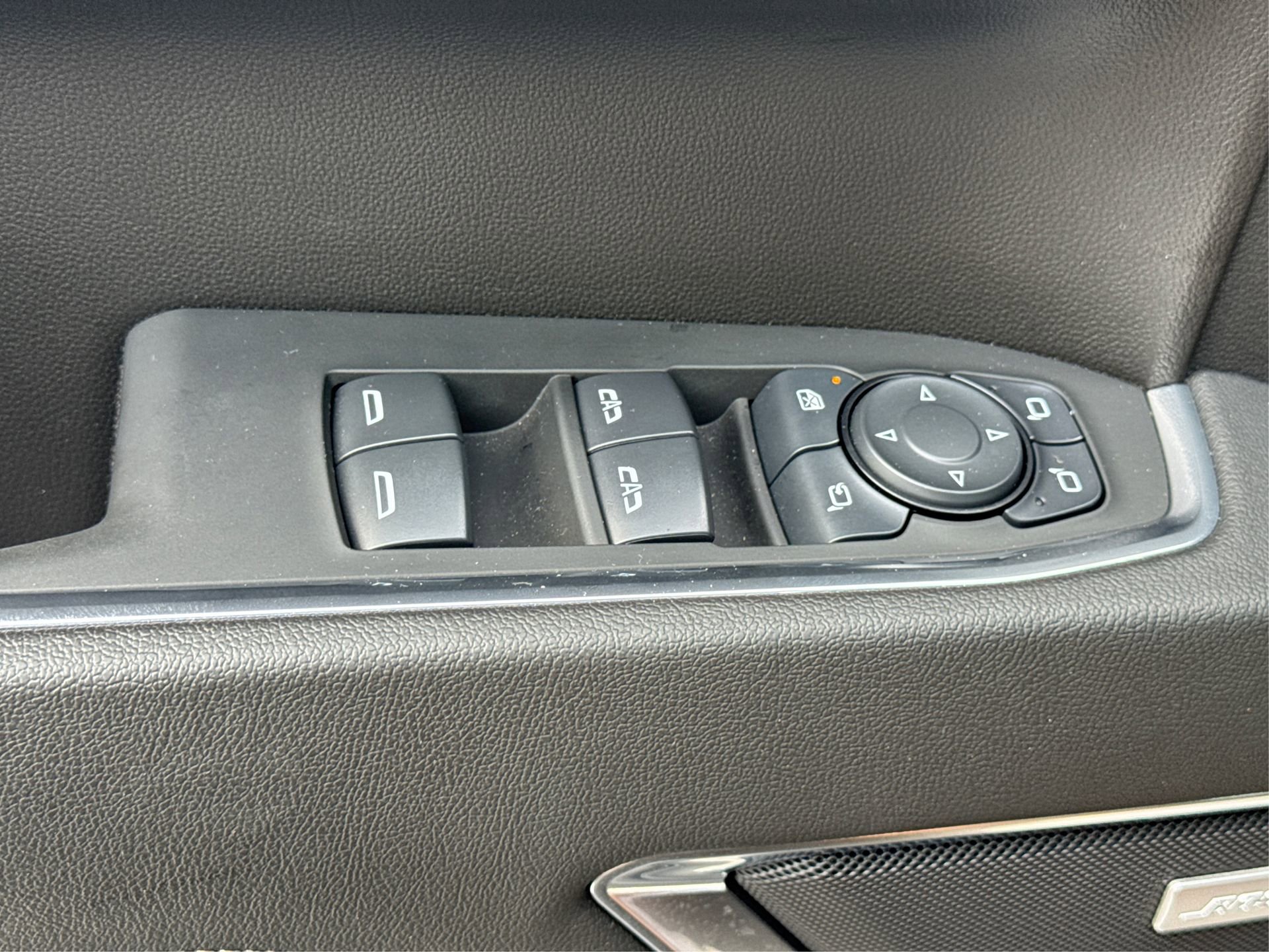 Used 2024 GMC Sierra 1500 SLT w/ SLT Premium Plus Package image 36