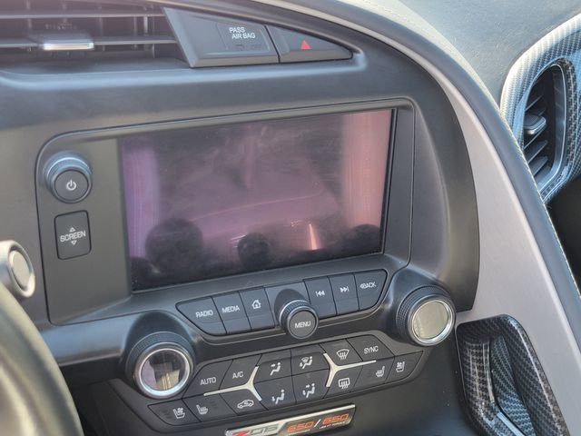 Used 2015 Chevrolet Corvette Z06 w/ 3LZ Preferred Equipment Group image 19