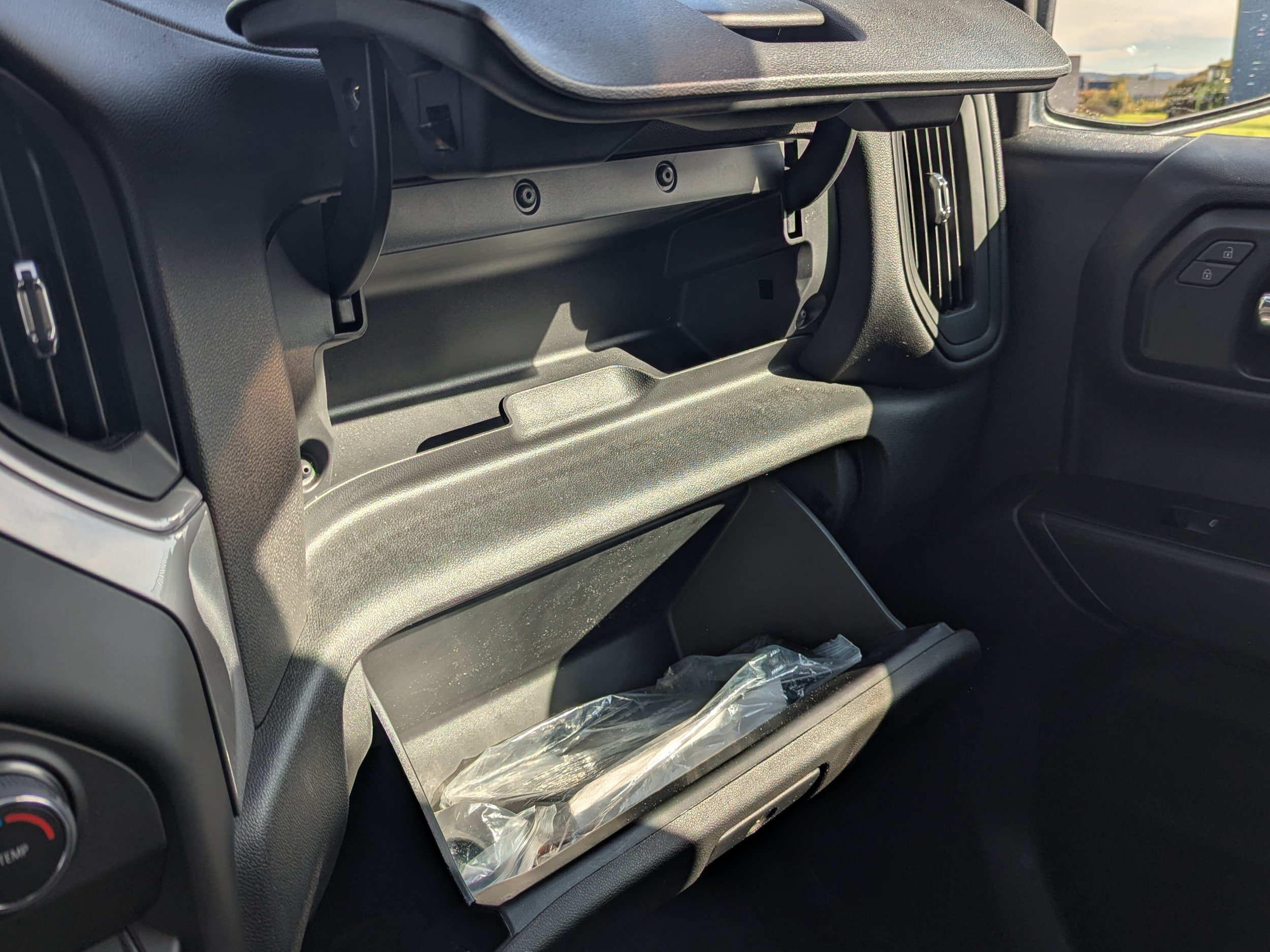 Used 2022 Chevrolet Silverado 1500 Custom w/ Rally Edition AWD/4WD image 18