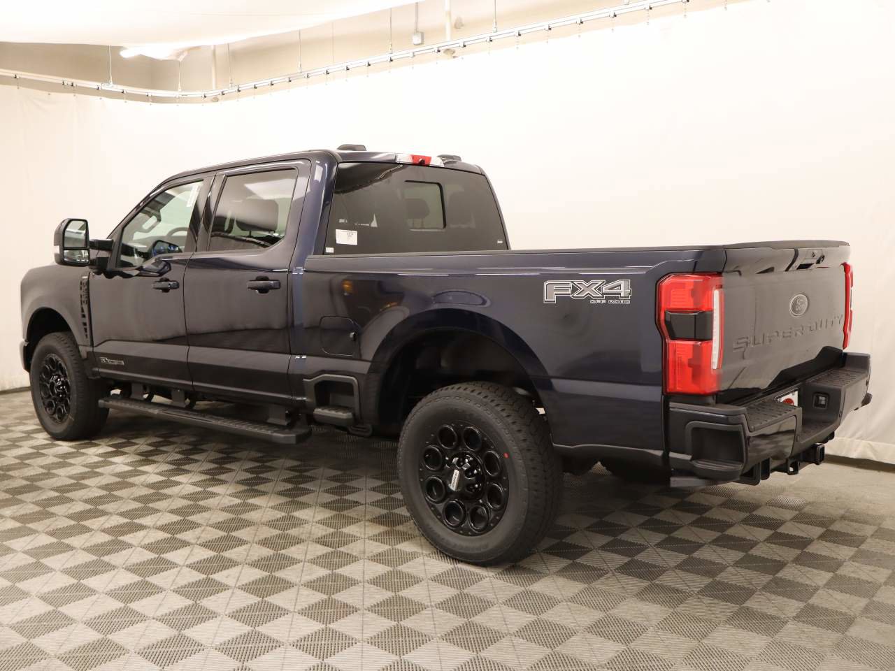 New 2025 Ford F250 Lariat w/ Lariat Ultimate Package AWD/4WD image 3