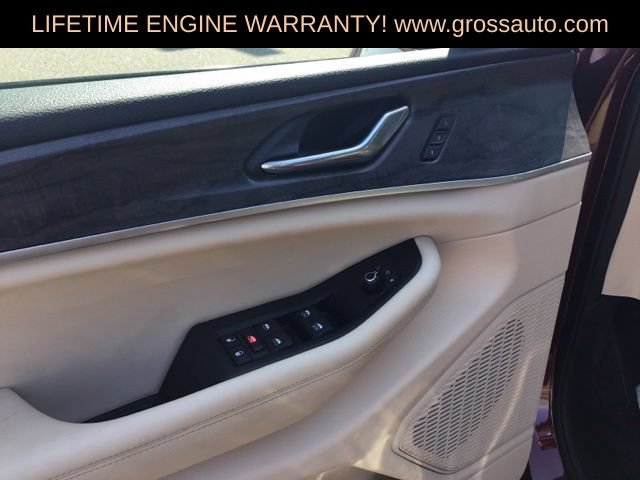 Used 2024 Jeep Grand Cherokee Limited AWD/4WD image 13