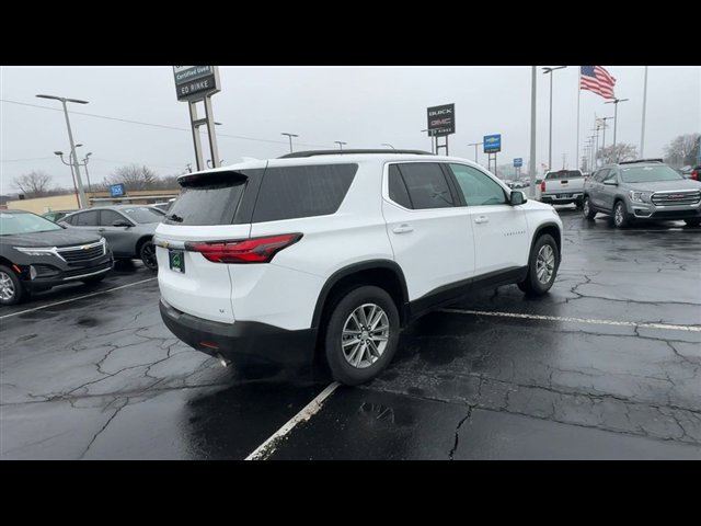 Used 2023 Chevrolet Traverse LT w/ LPO, Floor Liner Package image 8