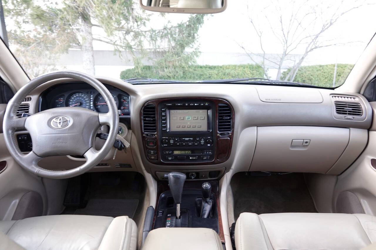 Used 2002 Toyota Land Cruiser AWD/4WD image 66