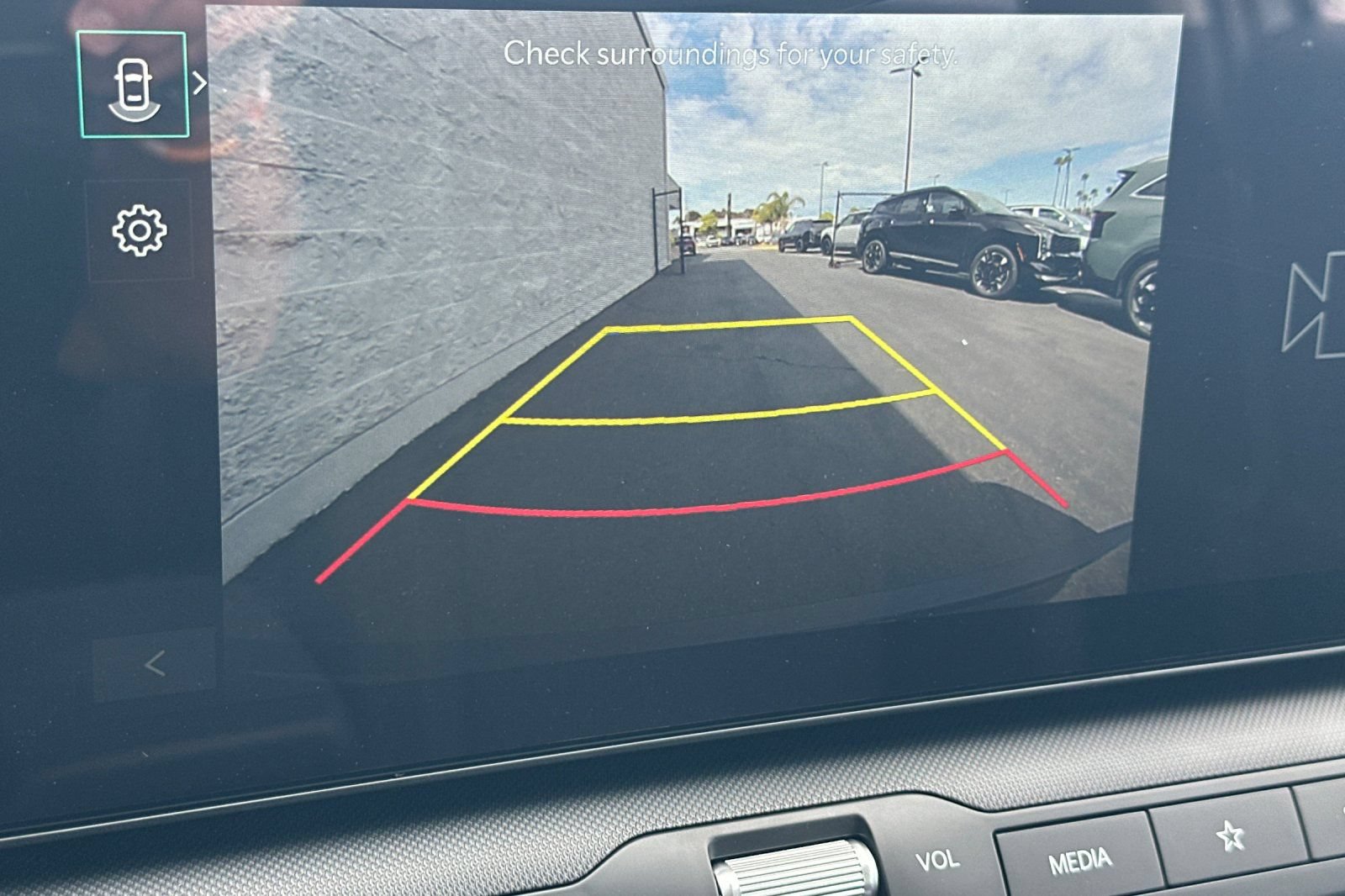 New 2026 Kia K4 FWD image 18