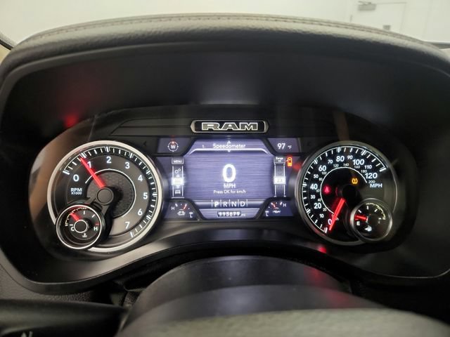 Used 2020 RAM 1500 Laramie AWD/4WD image 32