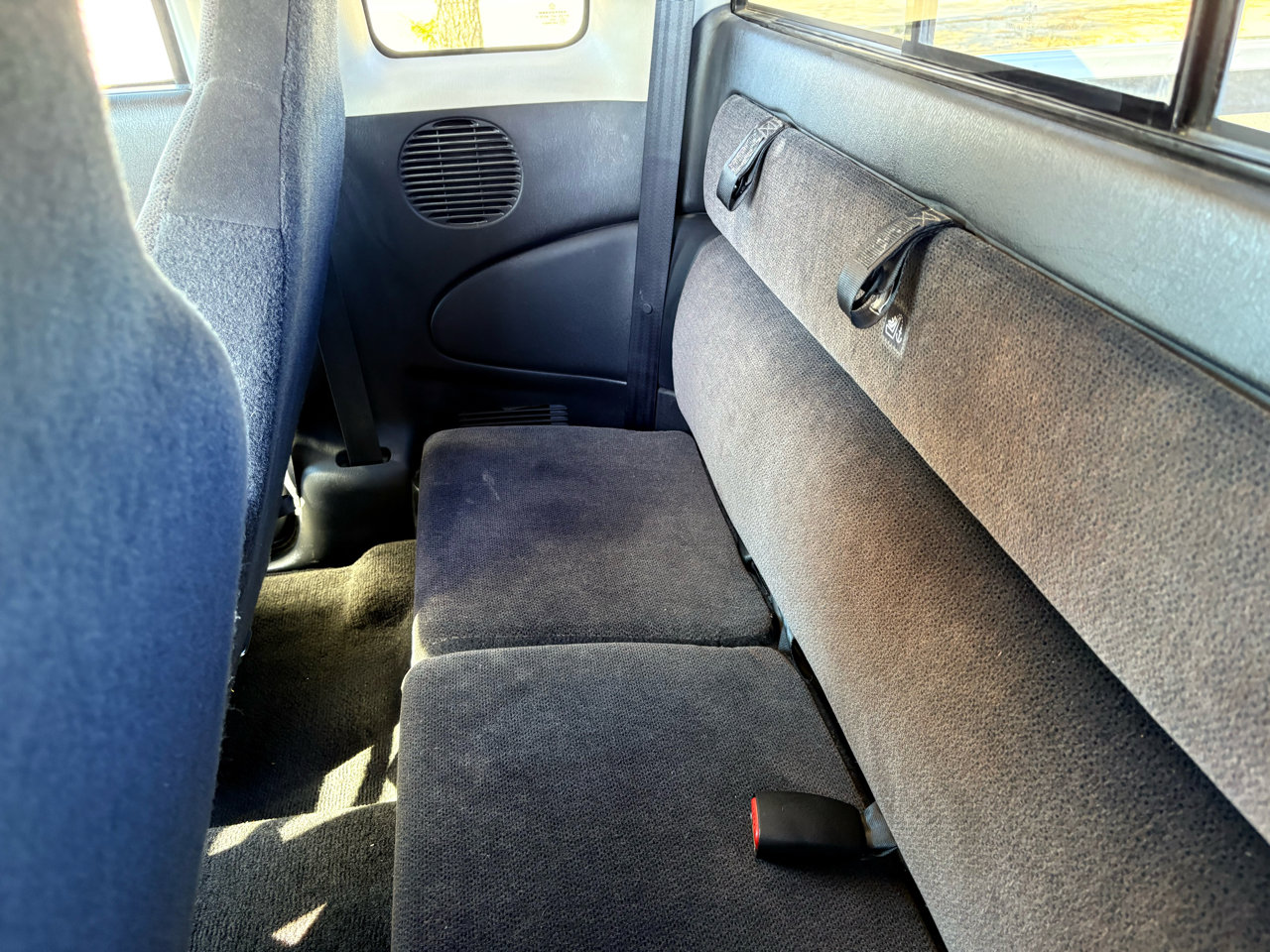 Used 2004 Dodge Dakota 2WD Club Cab w/ Tire & Handling Group image 33