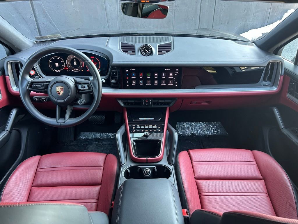Certified 2025 Porsche Cayenne Coupe image 21
