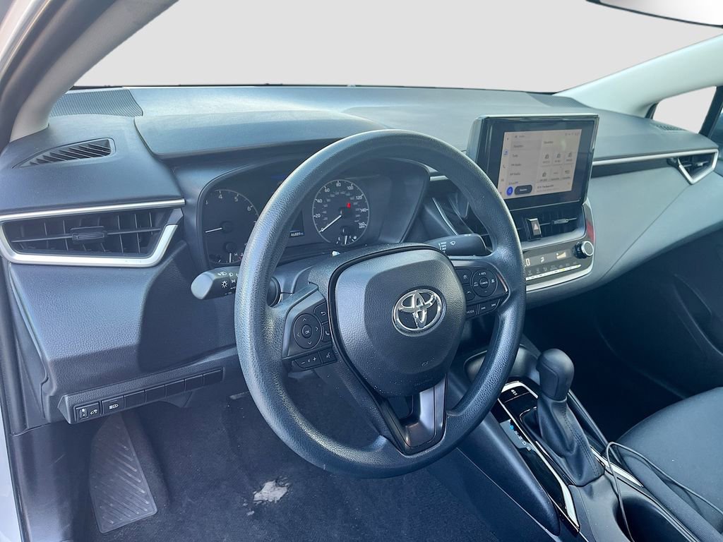 Used 2024 Toyota Corolla LE image 9