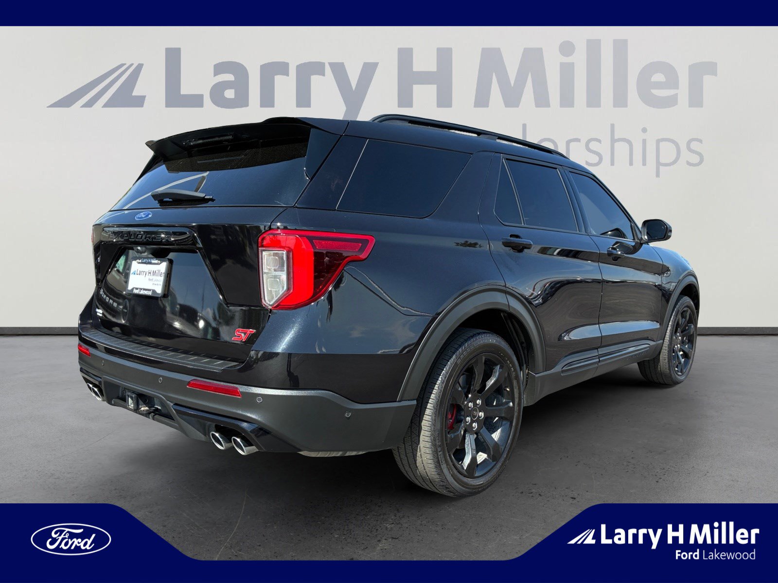 Used 2021 Ford Explorer ST w/ Equipment Group 401A AWD/4WD image 5